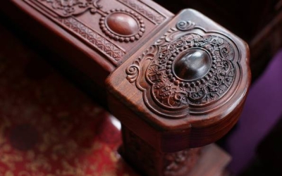 红木家具厂为您介绍为什么各人都爱红木家具？？